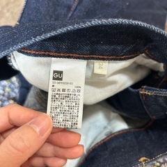 GU ジーユー　デニム　ジーンズ　ズボン　パンツ　メンズの画像