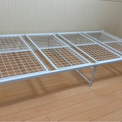 スノコ式パイプベッド　マットレス付きの画像