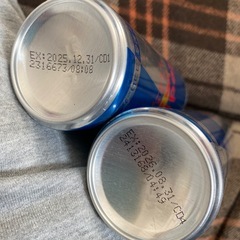 レッドブルー無糖2つまとめての画像