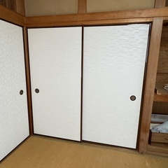 片面洋風、片面和風引き戸、2枚の画像