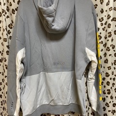 NIKE ナイキ　パーカー　グレー✖️イエロの画像