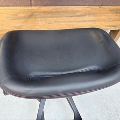 ウリドゥルチェア デスクチェア ワークチェア 骨盤矯正 ブラックの画像