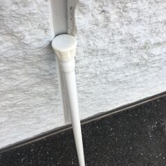 JM20469K) 突っ張り棒＜径：約2cm 高さ：約110～200cm ＞中古品【取りに来られる方限定】　 の画像
