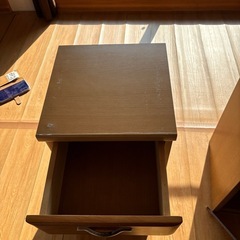 木製収納ボックス引き出し付きベージュの画像