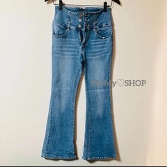 (( 美品 ))ハイウエスト・ブーツカット・フレアデニムパンツの画像