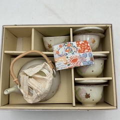 有田焼　蓋付き茶器揃　急須と蓋付き茶器の画像