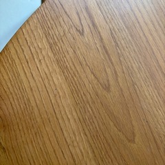 ウニコ　ラウンドテーブルの画像