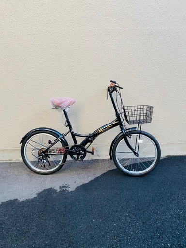 ※決まりました！※ 　⭐︎超美品⭐︎ 20インチ折りたたみ自転車 6段変速付き。防犯登録も込みの料金なので、手間なくそのまま乗ってもらえます