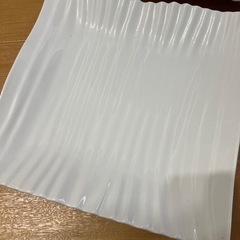 正方形　皿の画像