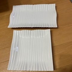 正方形　皿の画像