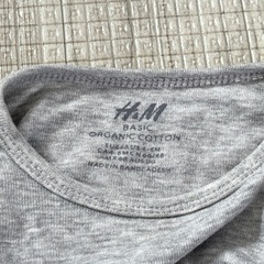 H&M肌着ロンパース 4-6M（EUR68）3枚セットの画像