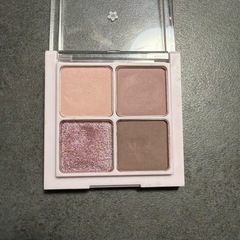 
アイシャドウの画像