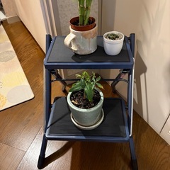 折りたたみ2段脚立の画像