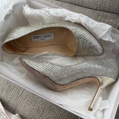 ジミーチュウ  シルバー　ハイヒール　パンプスの画像