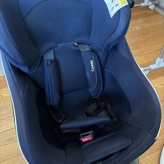 Combi クルムーヴスマート　isofix 新生児から可能チャイルドシートの画像
