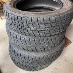 (商談中)スタッドレスタイヤ４本、本日26日中の 問い合わせでの画像
