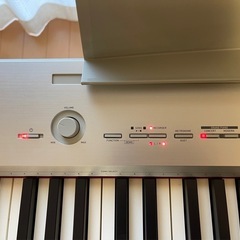 CASIO Privia PX-150WE（ホワイト／2013年製）の画像
