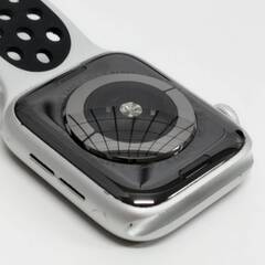 【訳アリ】Apple Watch Nike Series 5/GPS/44mm/A2093/シルバー〈MX3V2J/A〉の画像