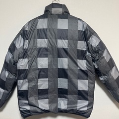 NIKE リバーシブル ダウンジャケット XL 総柄 ブラック グレー ヌプシ型の画像