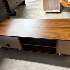 WLIVEテレビ台の画像