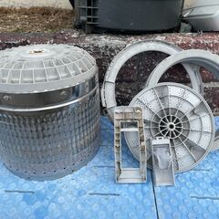 洗濯機の分解クリーニング行っています！配送設置込み　2019年製　ハイアール5.5K　洗濯機分解クリーニング済み！！の画像