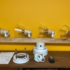 LOWYA シーリングライト 4灯 リモコン付き　中古品の画像