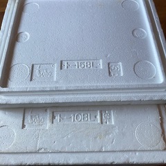 発泡スチロールの箱の画像