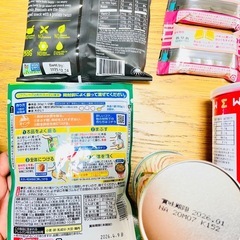 食料　おかず　缶詰　おかし　唐揚粉などの画像