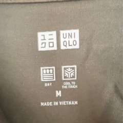 ユニクロ　シャツ　メンズ　M カーキの画像