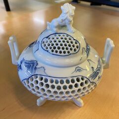 【愛品倶楽部柏店】平戸三川内焼　 唐獅子山水香炉 　14代福本弥治右エ門 ・福本甲子の画像