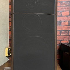 スピーカーとアンプの画像