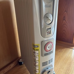 【ほぼ未使用】デロンギ オイルヒーター071221TECの画像