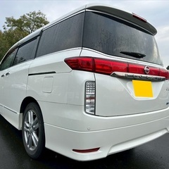 フリップダウンモニター付き☆フル装備☆月々1.5万円〜分割払い可❗️車検2年付き！大人気☆日産 エルグランド☆7人乗り☆HDDナビ☆DVD見れます☆ETC☆便利なバックカメラ☆ドラレコ付きのフル装備☆両側電動スライドドア☆クルーズコントロール搭載☆ステアリングスイッチ☆ウィンカーミラー☆フル装備☆純正アルミ☆事故修復歴無し☆車内広々三列シート‼️の画像