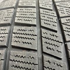 差し上げます　０円　　スタッドレスタイヤ　215/60R17    4本の画像