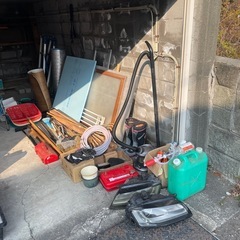 【11/26まで無料‼️】掃除機、木材等の画像