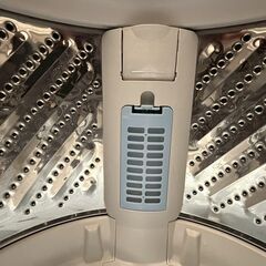 【Hisense】 ハイセンス 縦型洗濯機 HW-55E2W 5.5kg 2022年製 動作確認済み 全自動電気洗濯機 生活家電 洗濯機 A0920の画像