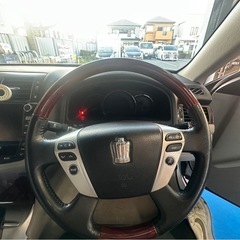 クラウンの画像