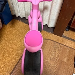 子ども用キックバイク
の画像