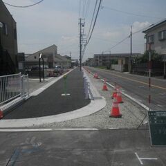 【月給35万円以上】《ラフな職場環境が魅力！》適度な距離感で仲良くできるちょうどいい職場環境◎《達成感×やりがい》地域密着型施工で地域貢献◎【ユニークで面白い社長♪】何でも話せるほどのフランクさが魅力◎の画像