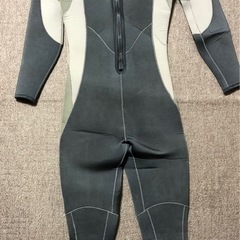 SAS ウエットスーツ  厚さ5mm程度 小さめの画像