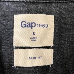 Gapメンズシャツの画像