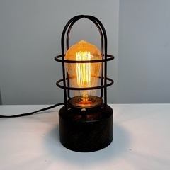 テーブルランプの画像