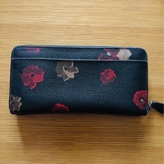 コーチ長財布花柄の画像