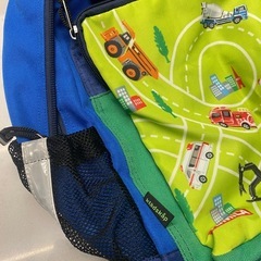 トミカ　リュック
の画像