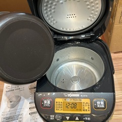 【象印炊飯器】【5.5合炊き】2024年製★クリーニング済み/6ヶ月保証付き【管理番号1126】野の画像