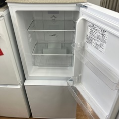 「安心の1年保証付。【２ドア冷蔵庫 ニトリ NTR-140WH 2022年製 140L 48L ヘコミ・ドアポケットワレ】取りに来れる方限定。」 の画像