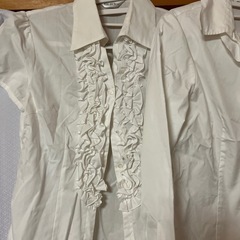 事務系ブラウス3点　の画像