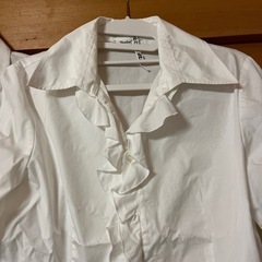 事務系ブラウス3点　の画像