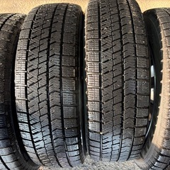 軽自動車　155/65R13スタッドレスブリヂストンVRX2  ホイール付き！の画像