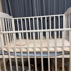 ベビーベッド　　KATOJI ハイシートベビーベッドⅡ  マットレス、シーツセットの画像